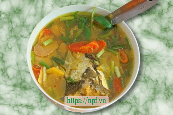 Canh cá nấu chua