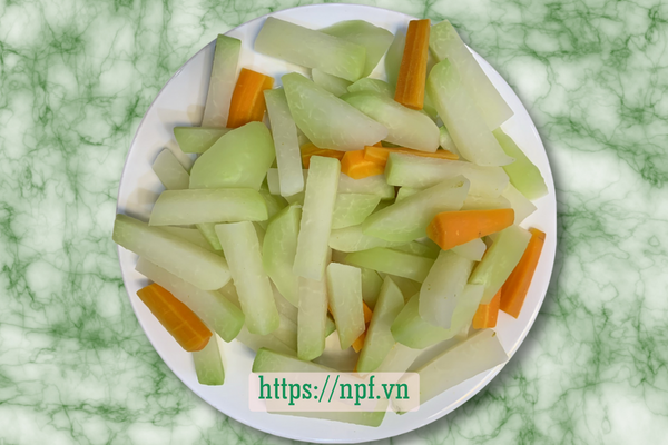 Su hào cà rốt luộc