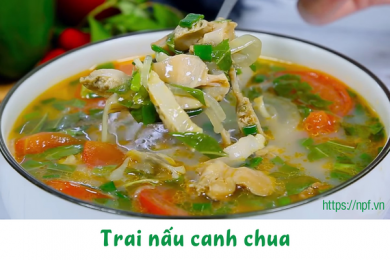 Trai nấu canh chua